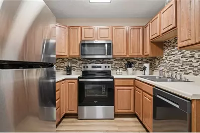 101 Wimbledon Dr, Mount Pleasant Township, PA 15666 - Photo 10
