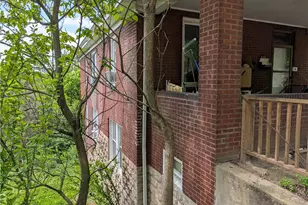 825 Benwood Ave, Stowe Township, PA 15136 - Photo 4