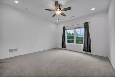 2013 Cool Springs Dr, Bethel Park, PA 15234 - Photo 18