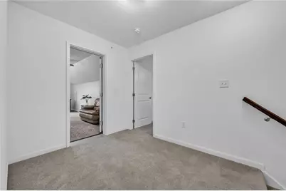 2013 Cool Springs Dr, Bethel Park, PA 15234 - Photo 24
