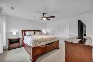 2013 Cool Springs Dr, Bethel Park, PA 15234 - Photo 32