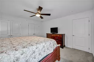 2013 Cool Springs Dr, Bethel Park, PA 15234 - Photo 32