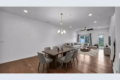 2013 Cool Springs Dr, Bethel Park, PA 15234 - Photo 6
