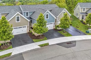 2013 Cool Springs Dr, Bethel Park, PA 15234 - Photo 42