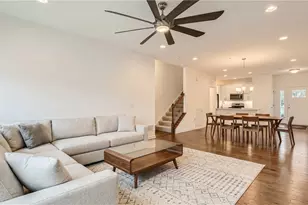 2013 Cool Springs Dr, Bethel Park, PA 15234 - Photo 46