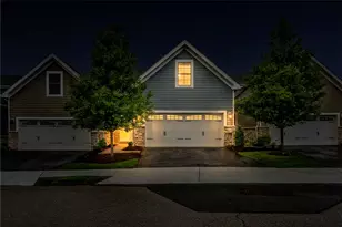 2013 Cool Springs Dr, Bethel Park, PA 15234 - Photo 46