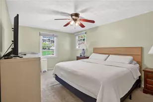 5885 Dalmatian Dr, Bethel Park, PA 15102 - Photo 24