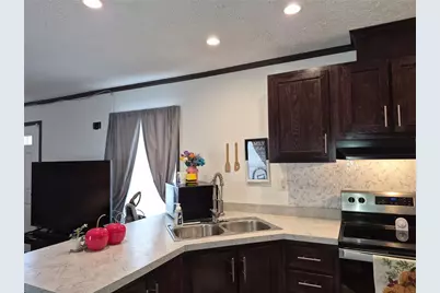 27 Manor Dr, Smith Township, PA 15019 - Photo 16
