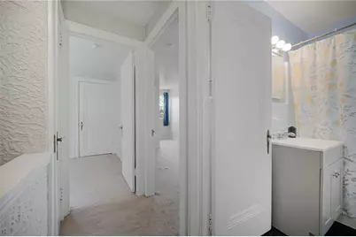329 Questend Ave, Pittsburgh, PA 15228 - Photo 22