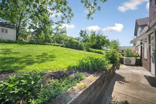329 Questend Ave, Pittsburgh, PA 15228 - Photo 40