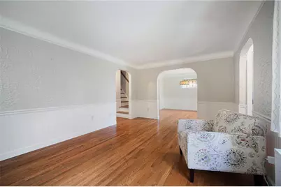 329 Questend Ave, Pittsburgh, PA 15228 - Photo 8