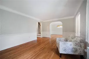 329 Questend Ave, Pittsburgh, PA 15228 - Photo 8