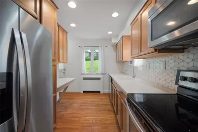 329 Questend Ave, Pittsburgh, PA 15228 - Photo 12