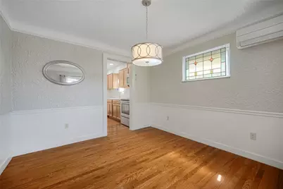 329 Questend Ave, Pittsburgh, PA 15228 - Photo 10
