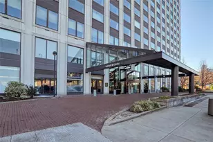320 Fort Duquesne Blvd, Pittsburgh, PA 15222 - Photo 1