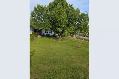 409 Oak St, North Union Township, PA 15445 - Photo 36