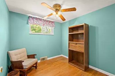 448 Saratoga Dr, Pittsburgh, PA 15236 - Photo 24
