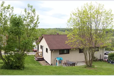 601 Keystone St, Greensburg, PA 15601 - Photo 4