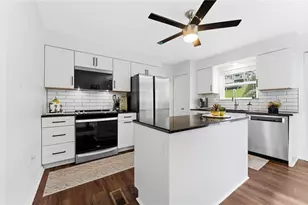 309 Carriage Blvd, Pittsburgh, PA 15239 - Photo 8