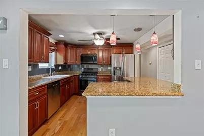 2813 Glenny Lane Ext, West Mifflin, PA 15122 - Photo 2