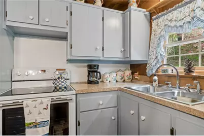 24 McCullough Hill Rd, Amwell, PA 15311 - Photo 8