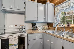 24 McCullough Hill Rd, Amwell, PA 15311 - Photo 8