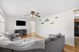1012 Garden Pl, Pittsburgh, PA 15116 - Photo 10