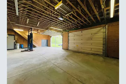 380 Oak Street Ext, Pulaski Township, PA 16159 - Photo 18