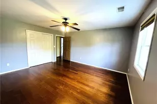 380 Oak St Ext, Pulaski Township, PA 16159 - Photo 12
