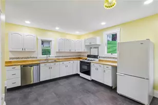 1112 Oneil Blvd, McKeesport, PA 15132 - Photo 16
