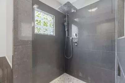 420 Catoma St, Pittsburgh, PA 15212 - Photo 24