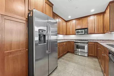 1240 Crescent Pl #3F, Pittsburgh, PA 15217 - Photo 10