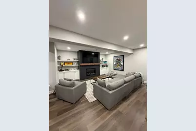 1013 Coldstream Dr, Cecil, PA 15317 - Photo 8
