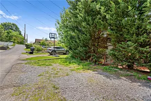 330 Duss Ave, Ambridge, PA 15003 - Photo 28