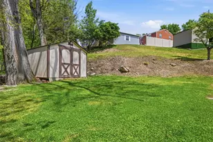 909 Mt Hood Dr, Pittsburgh, PA 15239 - Photo 34