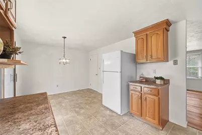 909 Mount Hood Dr, Pittsburgh, PA 15239 - Photo 12