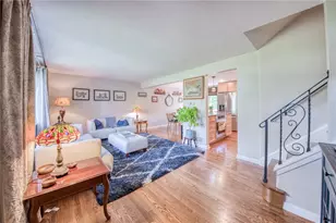 416 Saratoga Dr, Pittsburgh, PA 15236 - Photo 4