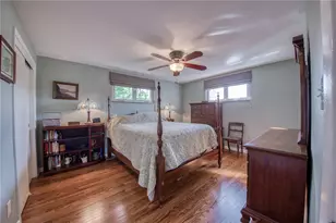 416 Saratoga Dr, Pittsburgh, PA 15236 - Photo 18
