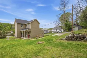 135 High St, Findlay Township, PA 15126 - Photo 6