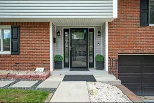314 Cavan Dr, Pittsburgh, PA 15236 - Photo 2