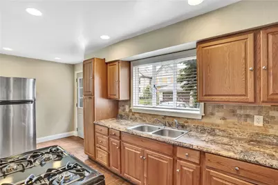 314 Grove St, McKees Rocks, PA 15136 - Photo 12