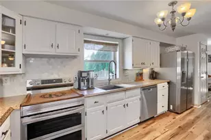 128 McCaslin Rd, Scott Township, PA 16101 - Photo 12