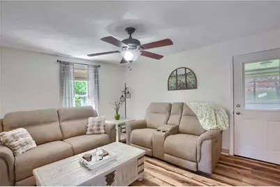 128 McCaslin Rd, Scott Township, PA 16101 - Photo 8