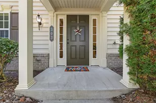 303 Wealdstone Rd, Cranberry Township, PA 16066 - Photo 2