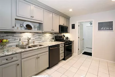 507 Wilshire #10C, Seven Fields Boro, PA 16046 - Photo 10