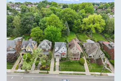 5440 Bartlett St, Pittsburgh, PA 15217 - Photo 2