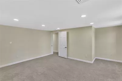 1014 Herron Avenue, Pittsburgh, PA 15219 - Photo 16