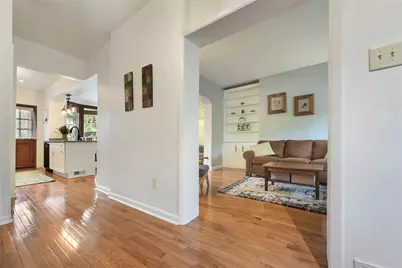 2003 Delaware Ave, Pittsburgh, PA 15218 - Photo 20