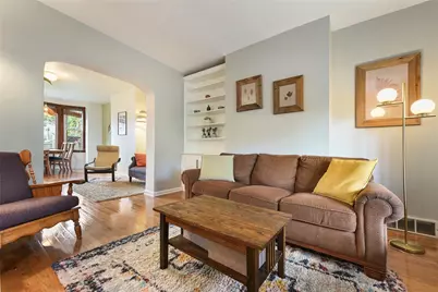 2003 Delaware Ave, Pittsburgh, PA 15218 - Photo 4