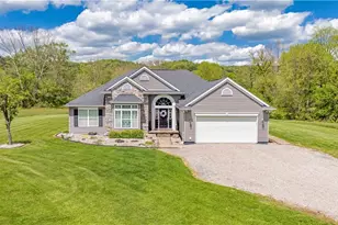 1291 Buckeye Rd, Kirby - Mount Morris, PA 15349 - Photo 1